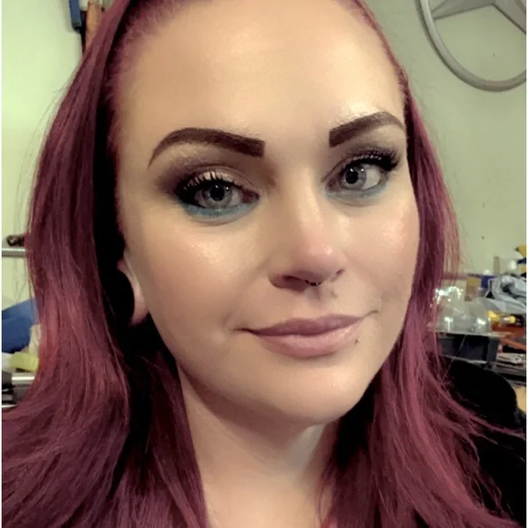 Hi! - Picture 1 of 2